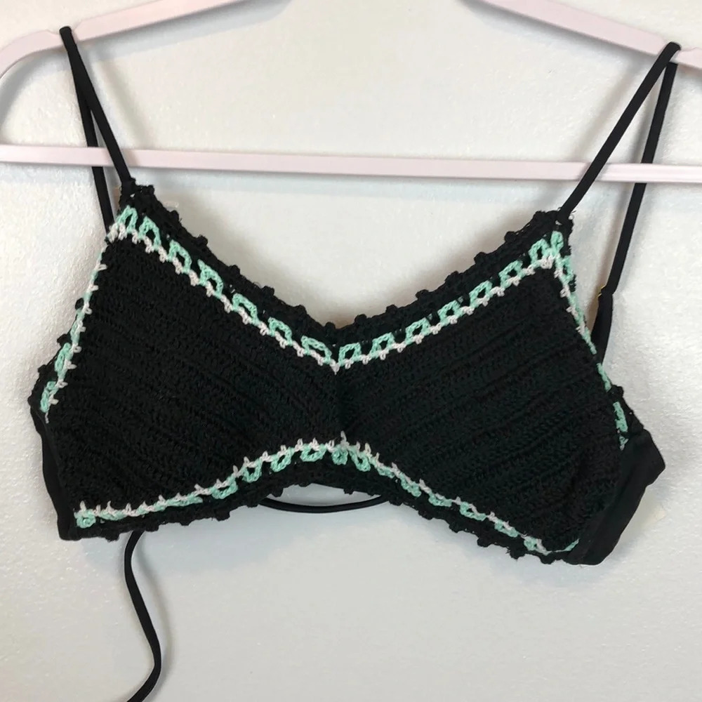 NEW Arizona Jean Company Crochet Pattern Swimsuit Top Size‎ Small
